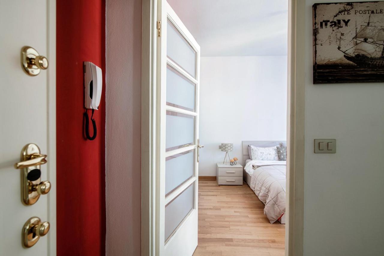 Anna'S Home Super Cozy Flat, With A/C, High Speed Wifi, Near The Lake And Public Transport Como Buitenkant foto