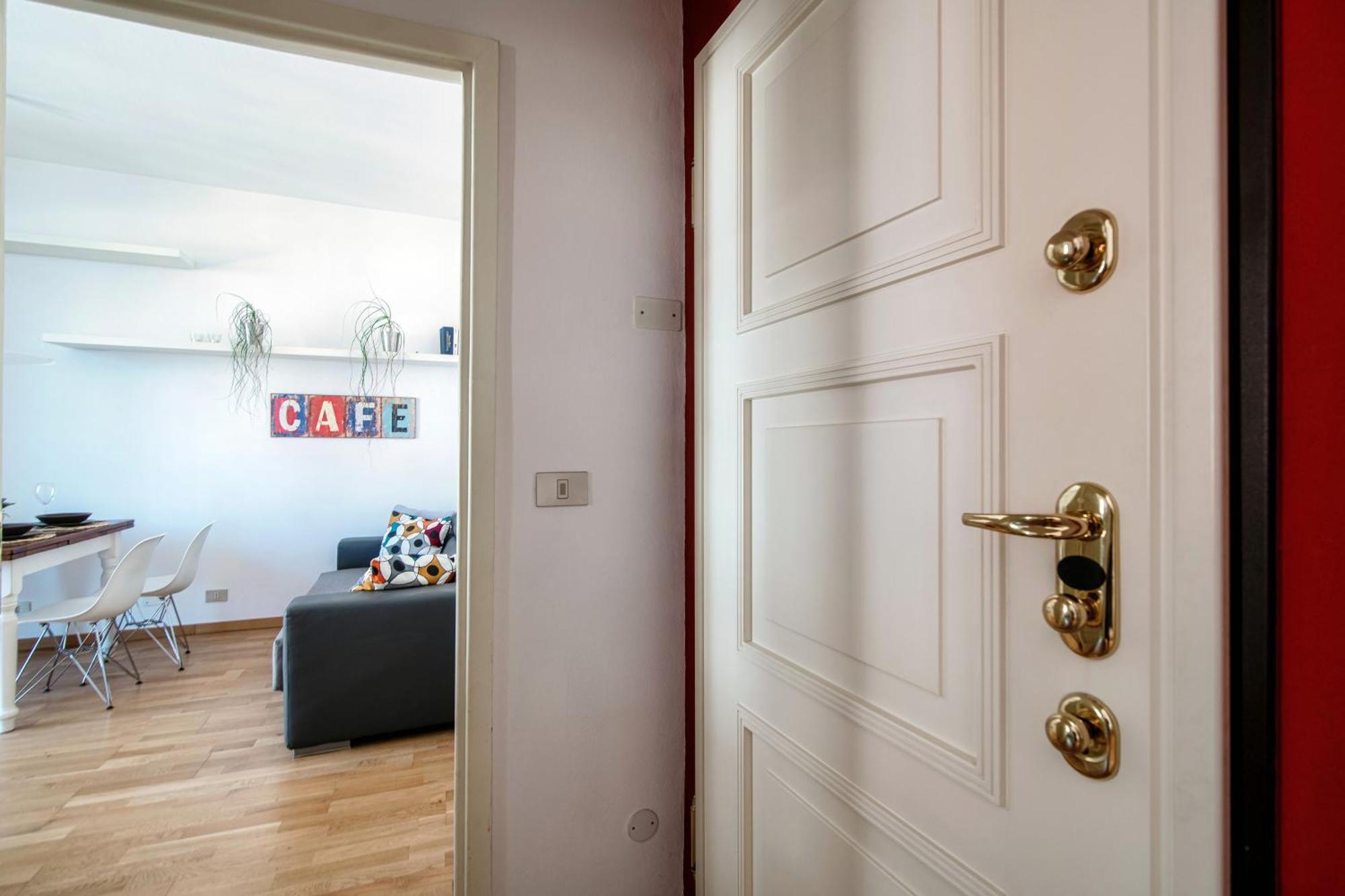 Anna'S Home Super Cozy Flat, With A/C, High Speed Wifi, Near The Lake And Public Transport Como Buitenkant foto